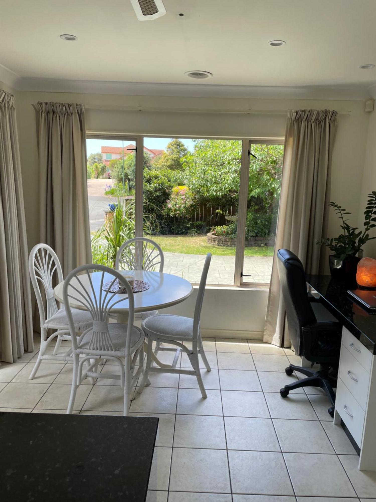 Spacious Home Paraparaumu Exterior photo